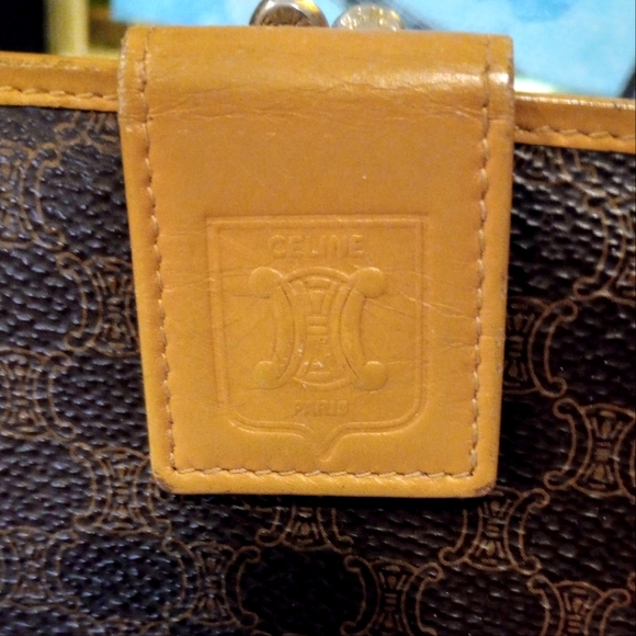 Celine Macadam Kisslock Compact Vintage Wallet GUC - Picture 2 of 16